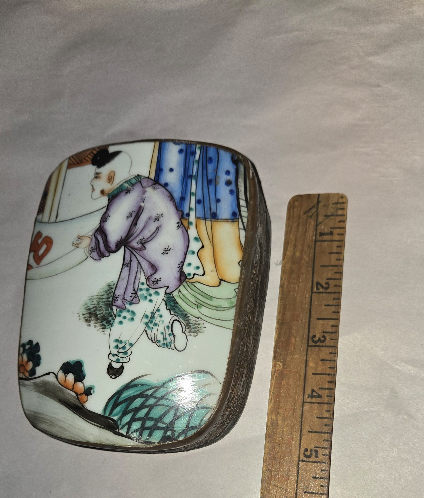Vtg Chinese Asian Porcelain Shard Lid Trinket Box 3.5″x 5.0″ Silver Over Brass