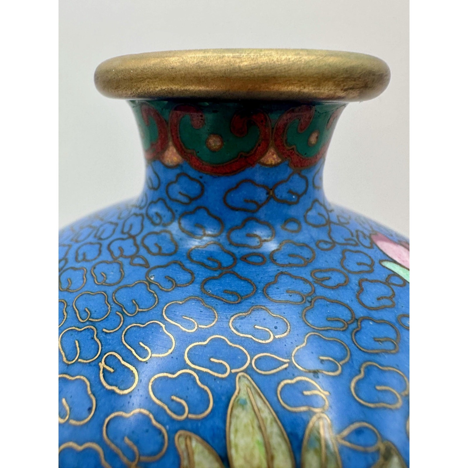 Vase Blue Chinese Cloisonné Pink Floral and Leaf Motif Brass Accents