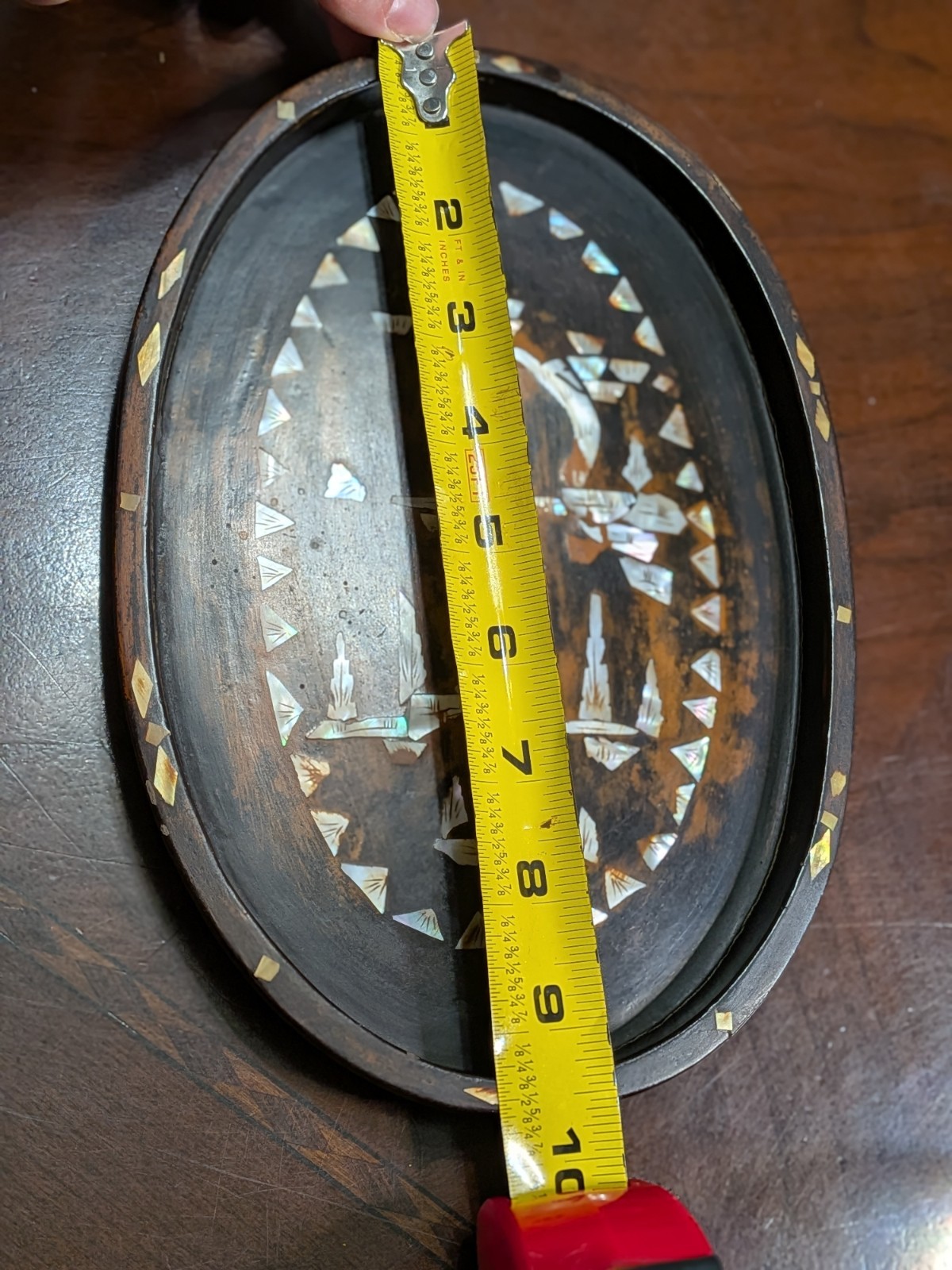 VINTAGE Estate Chinese Oval Wood Plaque Tray Mother of Pearl Inlay Figure 9.5″
