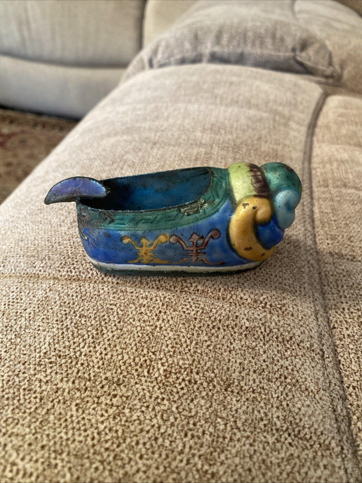 Vintage Rare China Chinese Cloisonné Shoe Single Cigarette Metal Ashtray