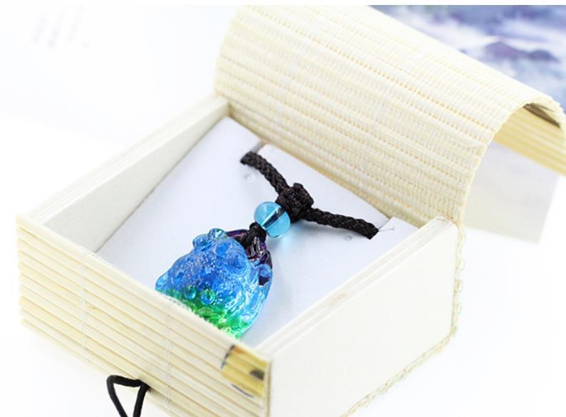 Chinese Coloured Glaze Carving Lovable Animal Golden Toad Blue Green Pendant