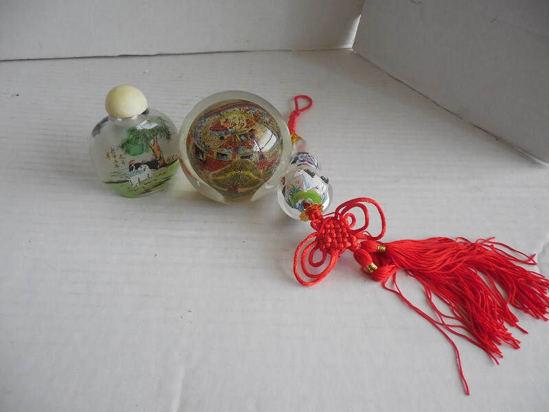 Vintage Chinese Reverse Painted Glass Sphere , snuff bottle + gourd ornament