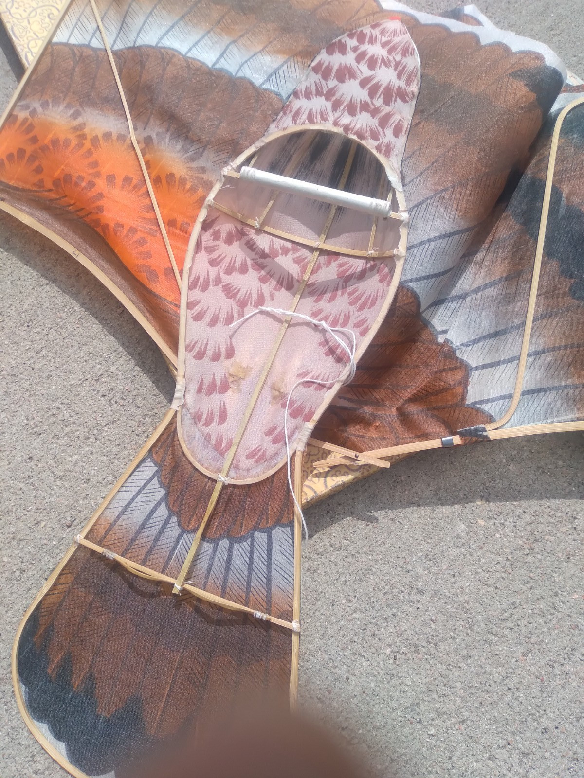 Vintage Chinese Silk & Bamboo Eagle Bird of Prey Kite with Box 36″ wingspan Rare