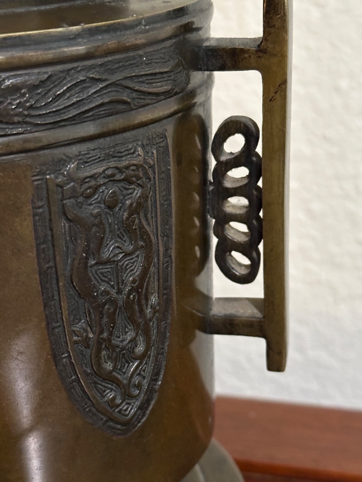 Bronze Usabata Ikebana With Dragon Shield Carvings – 2 Pieces