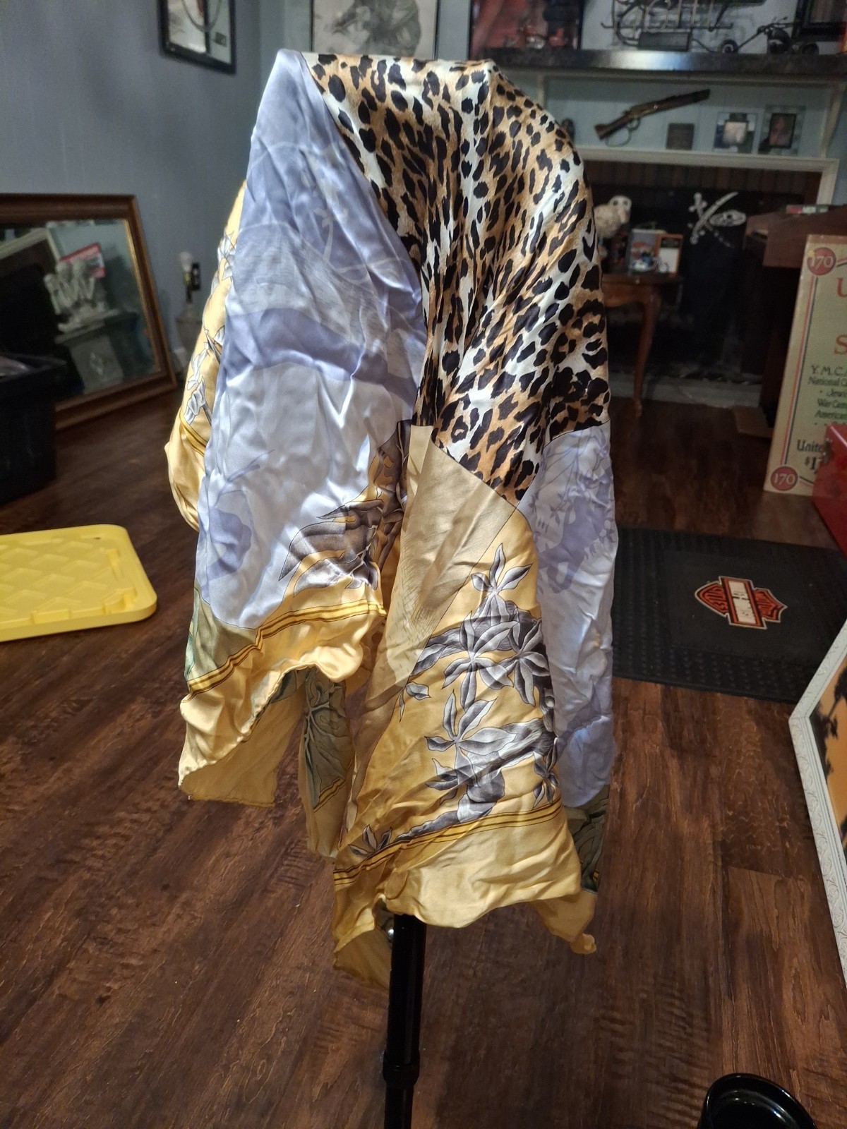 THESE ARE REAL CHINESE SILK SCARFES BUT THEY’RE SO WRINKLED AND I DON’T KNOW…