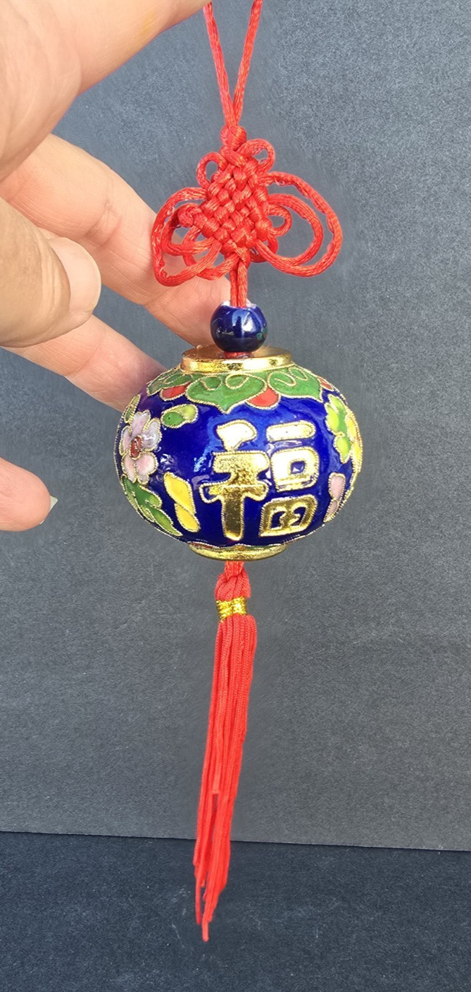 Vtg Oriental Chinese Cloisonne Enamel Ball Gold Red Knot & Tassel Ornament