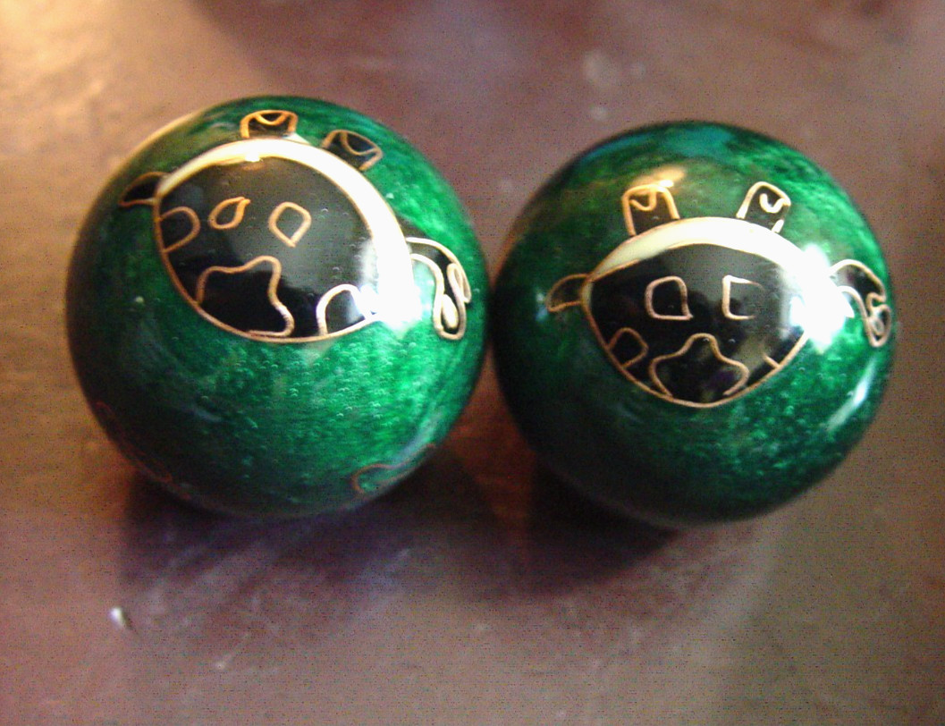 Chinese Baoding Balls Hand Therapy Exercise Stress Relief Balls