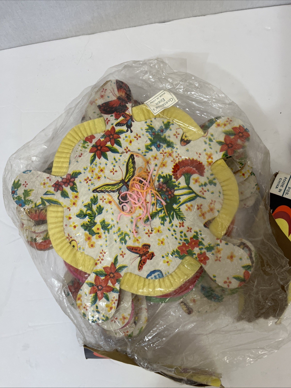 Vintage Set Of 12 Chinese Paper Lantern Accordion Unopened Floral Butterfly