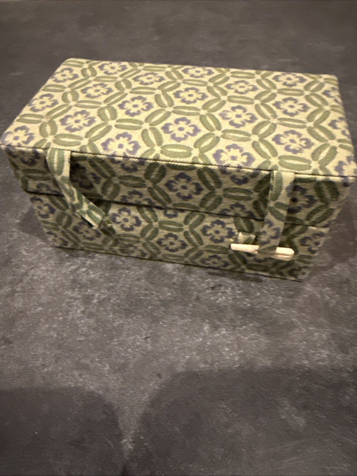 Vintage ShouXing Baoding Iron Balls Meditation Wellbeing w/ Box