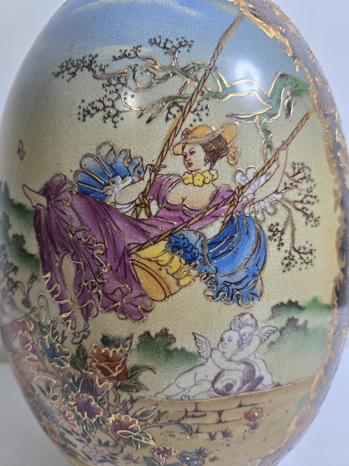 VTG 1950s HandPainted Satsuma Large Porcelain Egg Courting Couple Cherub Motifs