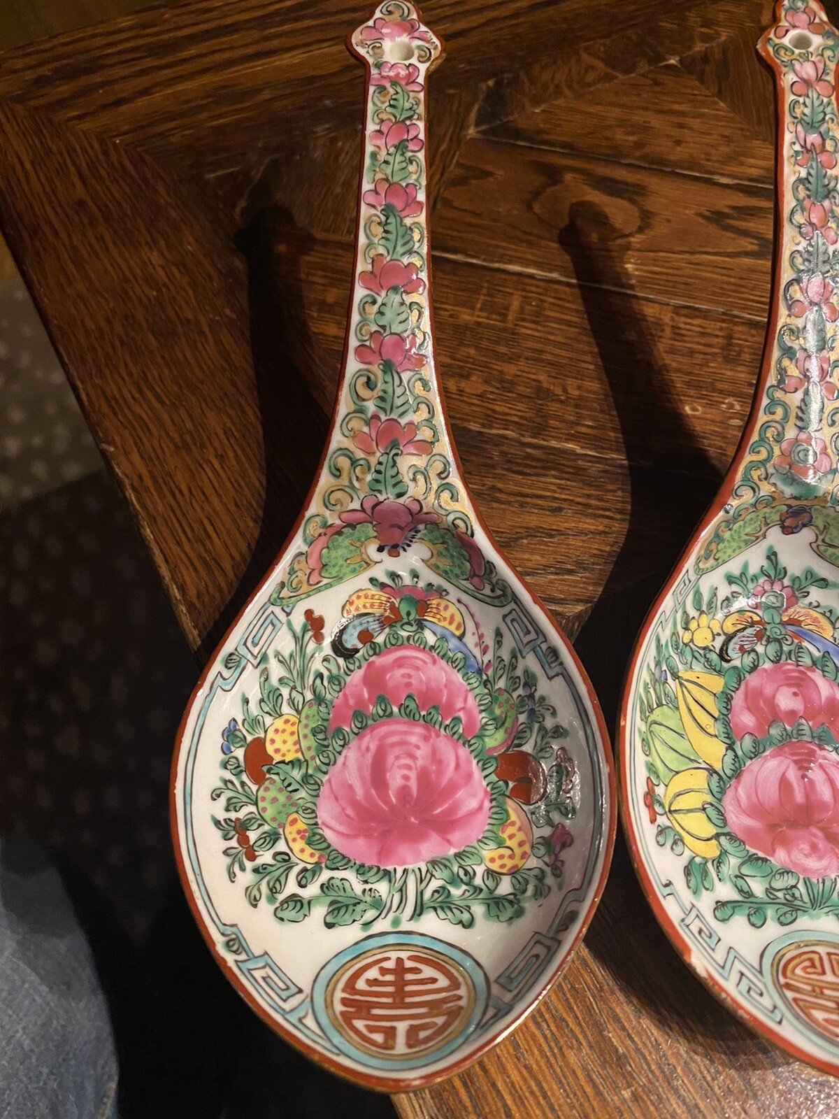 3 Large vintage Chinese hand enameled Porcelain SPOONS asia ceramic art