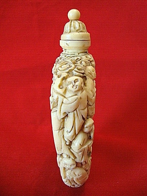 Vintage Cream Color Resin Chinese Style Bottle w/ Immortals & Dragons 3.5 X 2.5