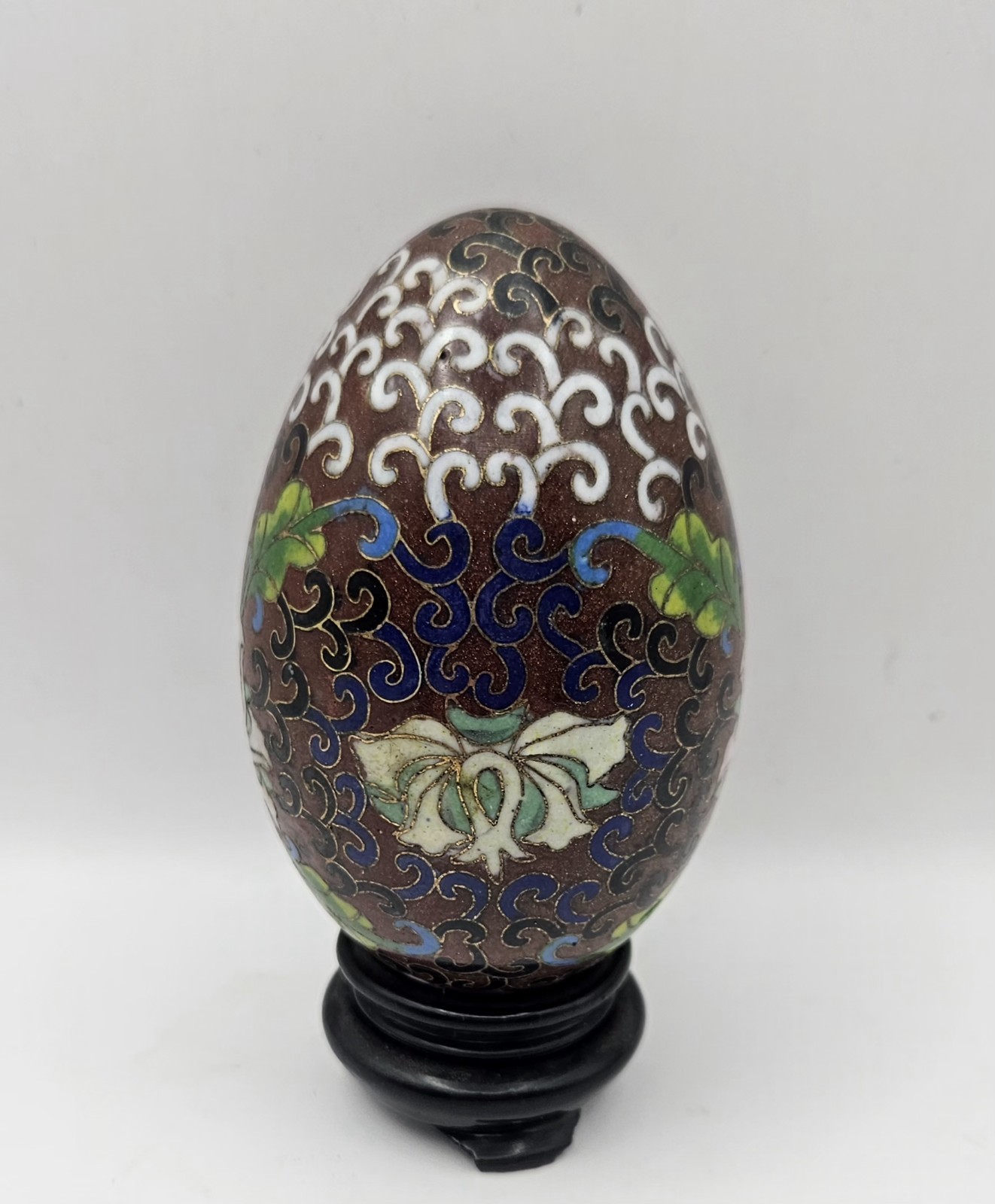 Vintage Chinese Cloisonne Enamel Egg Floral Brass w/ Wood Stand 4.5″
