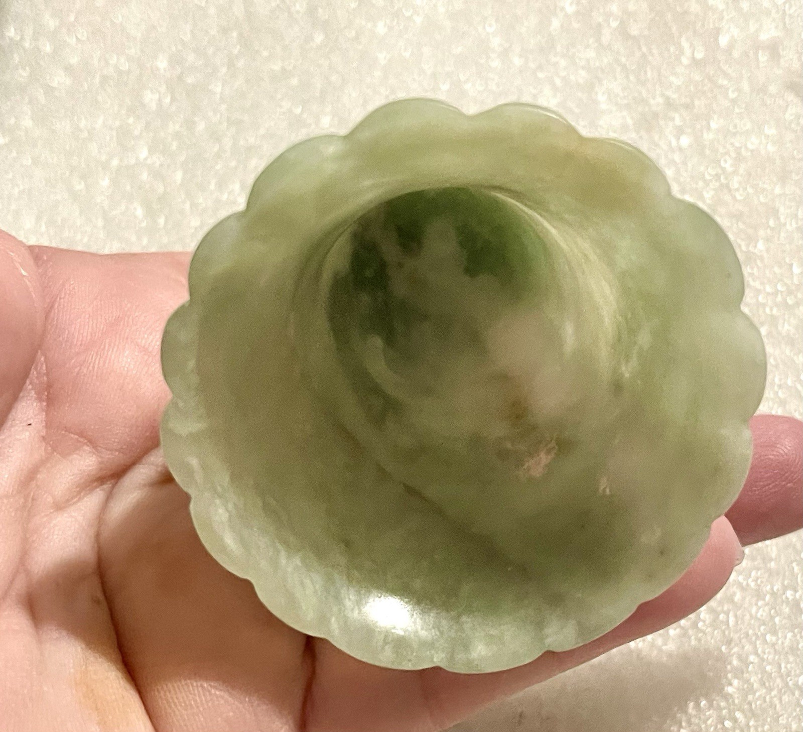 Estate Vintage Chinese Carved Jade Nephrite BELL Flower Design Scalloped Rim