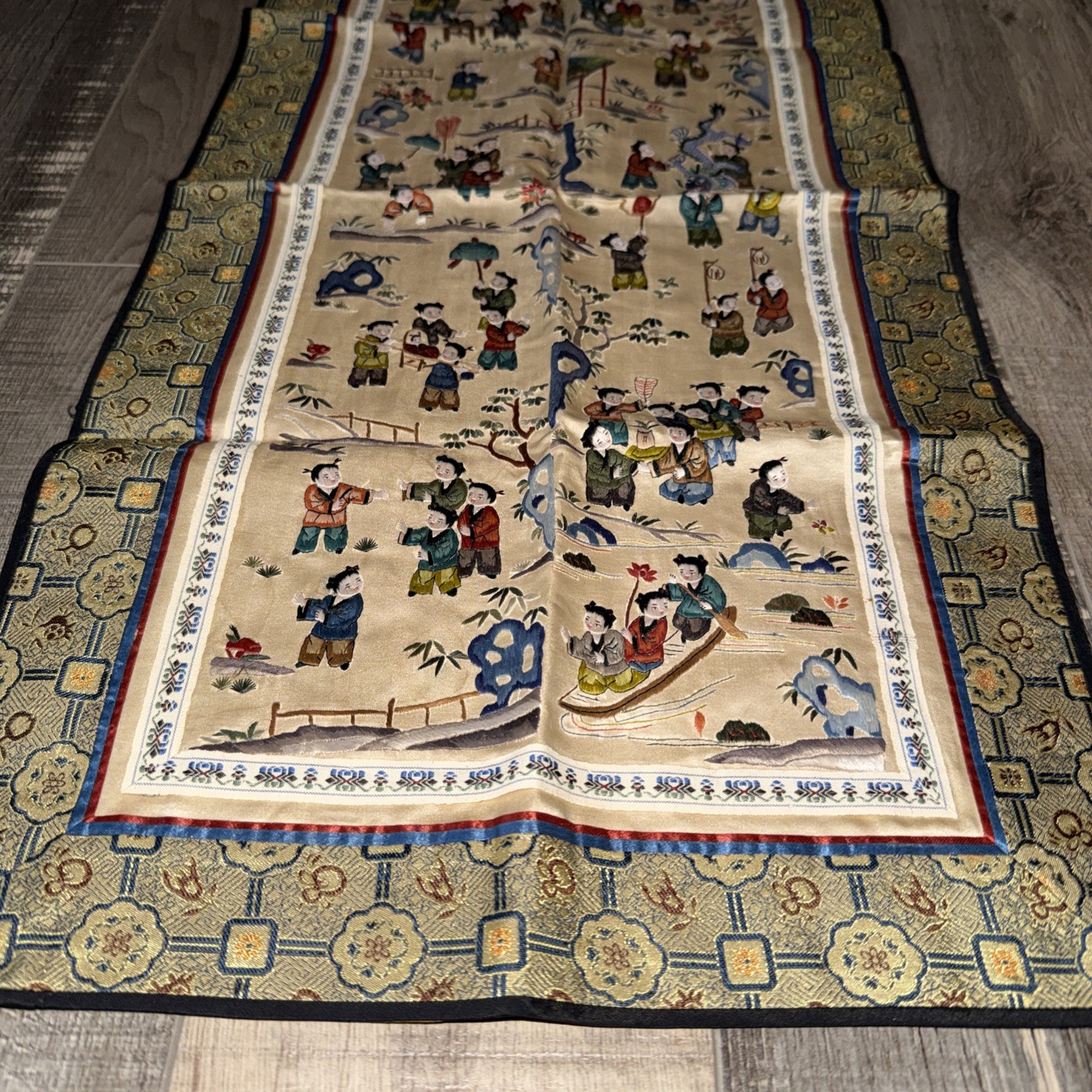 Chinese Silk Embroidered Tapestry Wall Hanging Art Panel 13″ x 26”🔥👀