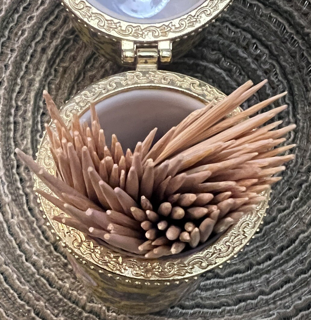 Vintage Ceramic Toothpick Holder YELLOW, FUNCTIONAL & UNIQUE/Toothpicks Included