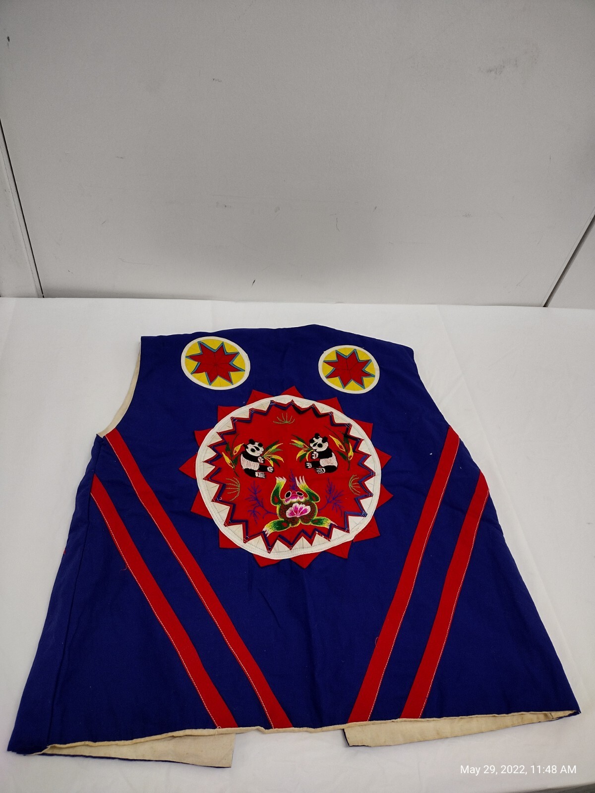 Chinese bai jia bei Vest Folk Art Dragons butterflies frogs And Pandas Size L