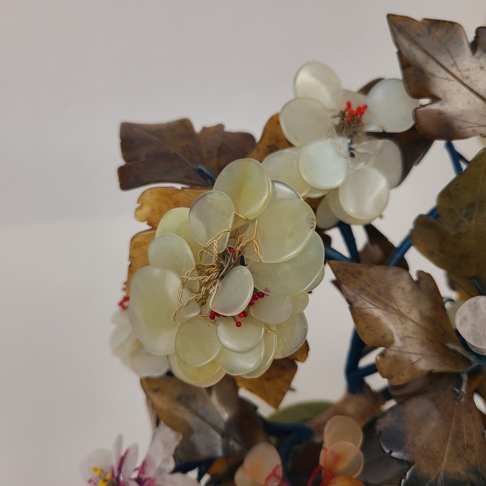 Vtg MCM Carved Agate Jade Quartz Bonsai Tree Flower Blossom Plant 11″ Tall Asian