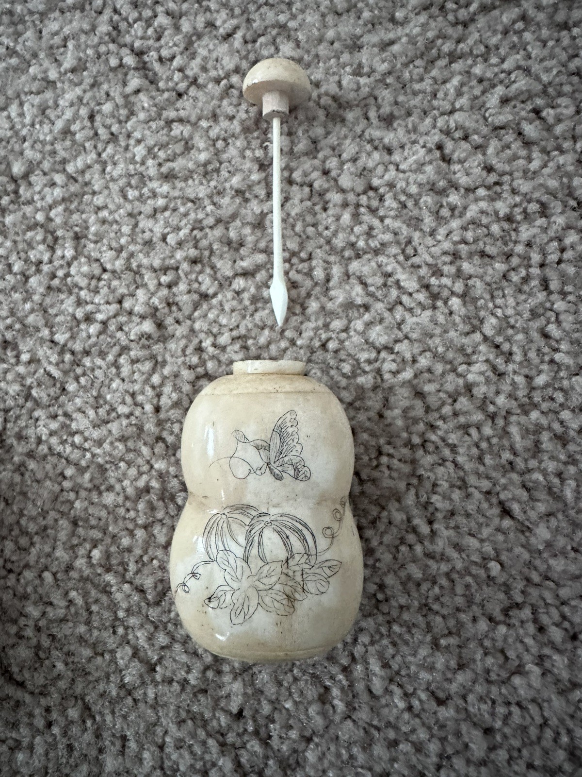 Vintage Chinese Hand-Carved Bone Double-Gourd snuff Bottle – Butterfly Motif