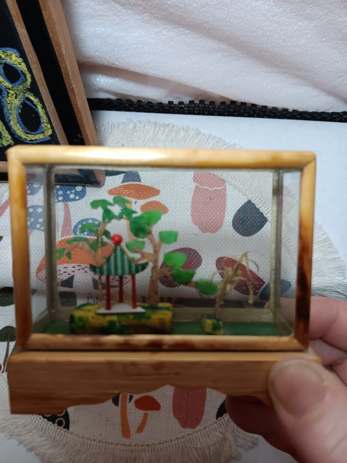 Vintage Chinese Miniature Glass Bamboo Frame Diorama!!!