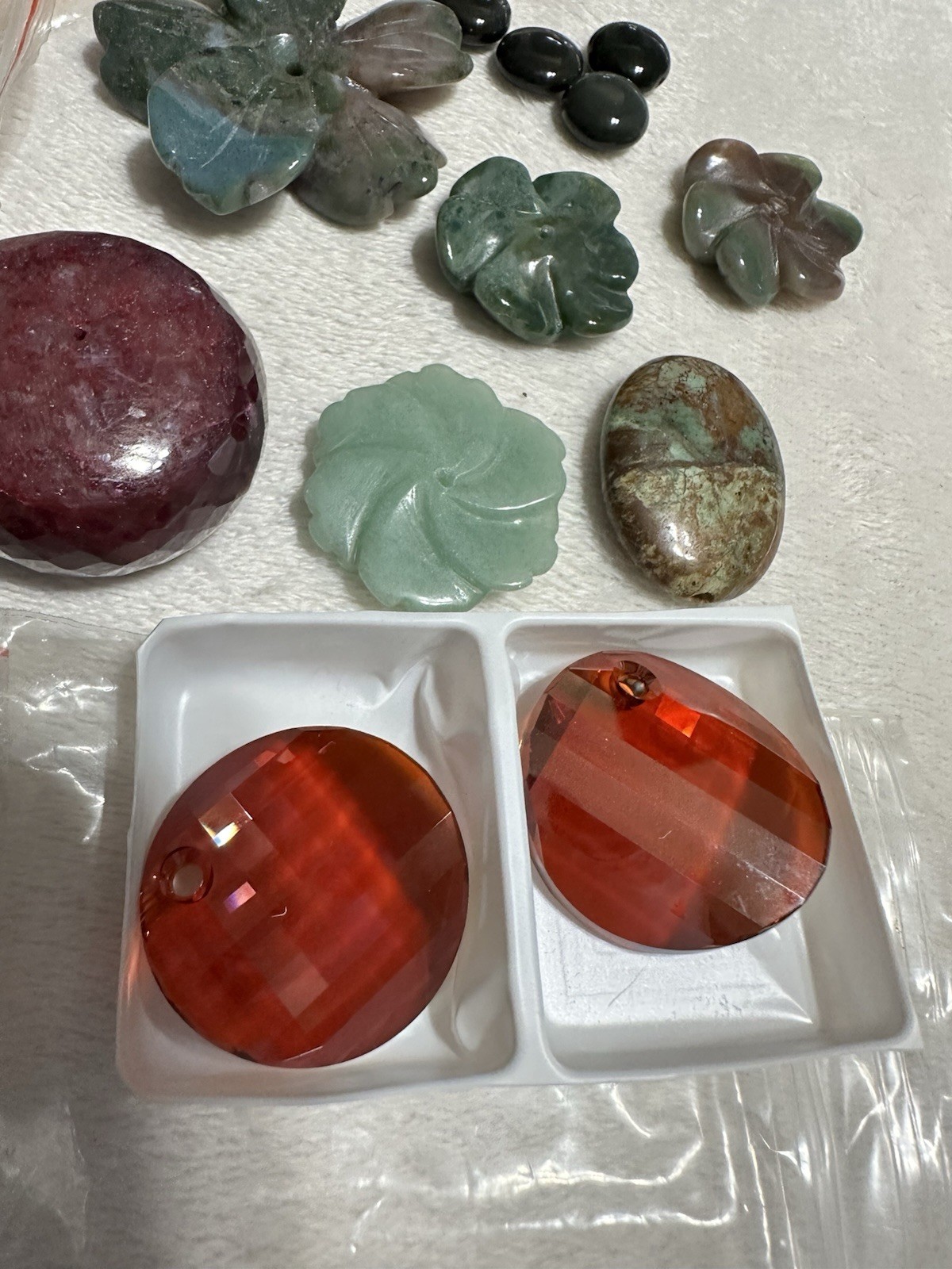 Lot 2lbs + Misc Stones Beads Jasper Jade Chrystal Jewelry Craft New Old Stock