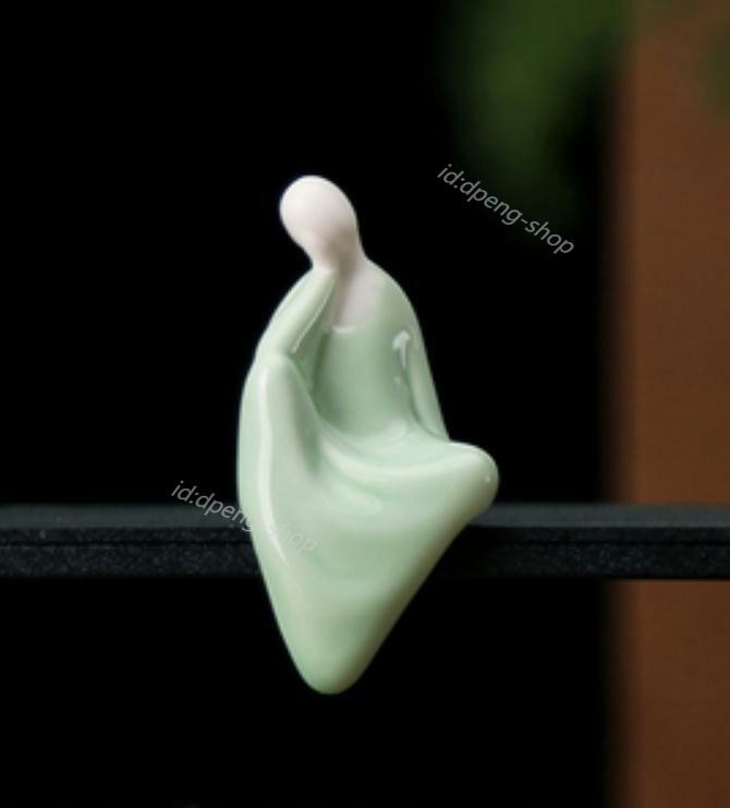 3.1″ Chinese Celadon Porcelain Ceramics Think Deeply Buddha Figurine Statues