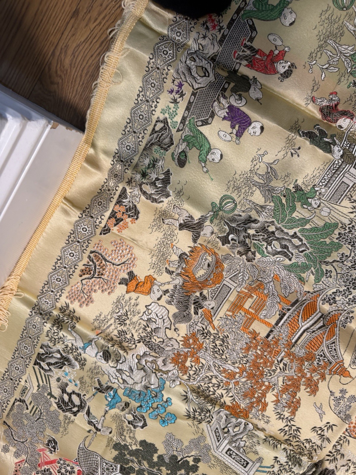 Asian Oriental Chinese Japanese Satin Silk Tapestry Tablecloth Piano shawl