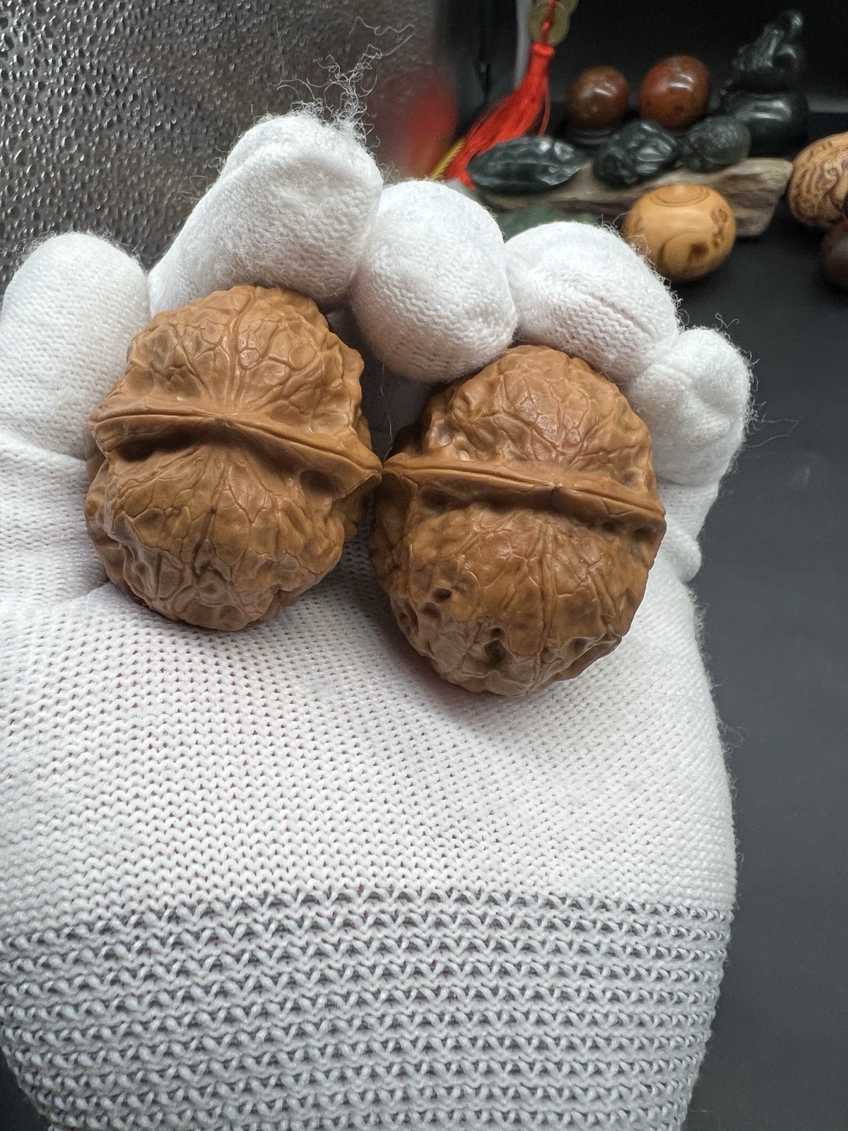 Pair of Match Chinese Health Iron Walnut Collection 3精配云南文玩铁核桃～元宝蛤蟆