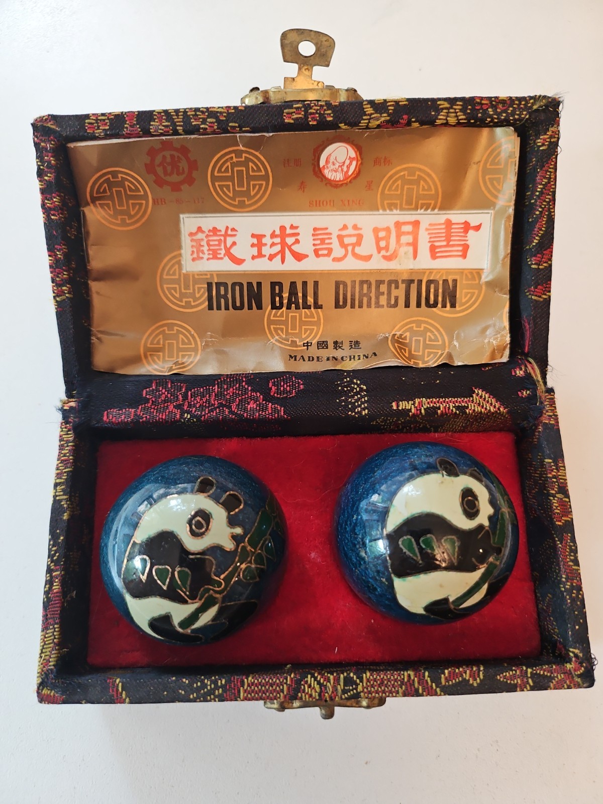 Pair Vtg 1985 Shou Xing Baoding Iron Ball Direction Chime Pandas