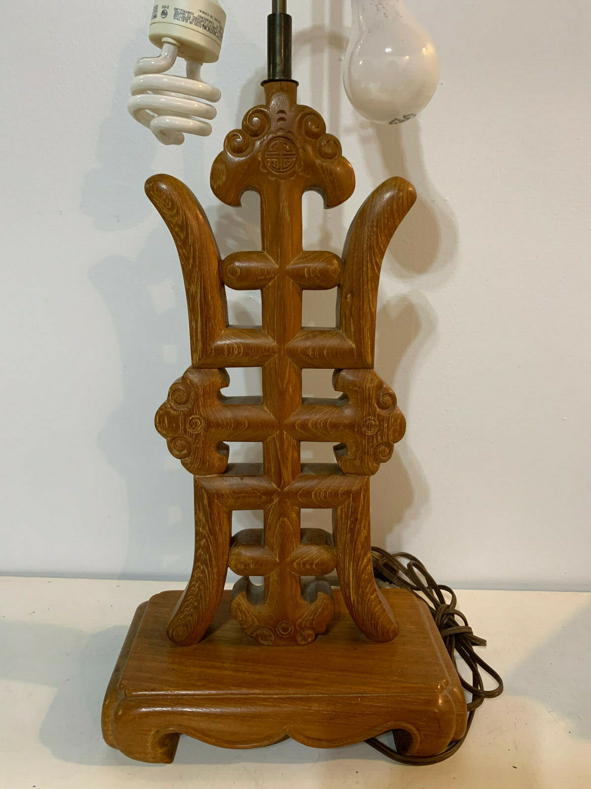 Vintage Chinese Shou Character Symbol Wood Carved Table Lamp