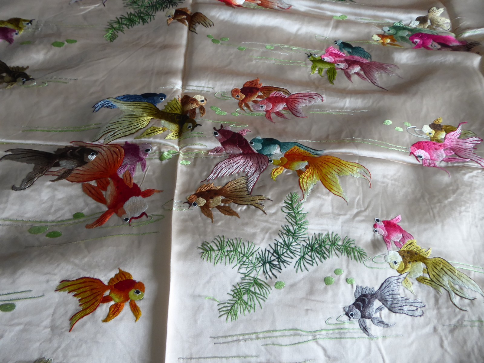 Vintage Chinese Embroidered Silk 100 Gold Fish Large Panel Bed Cover 56″x76″
