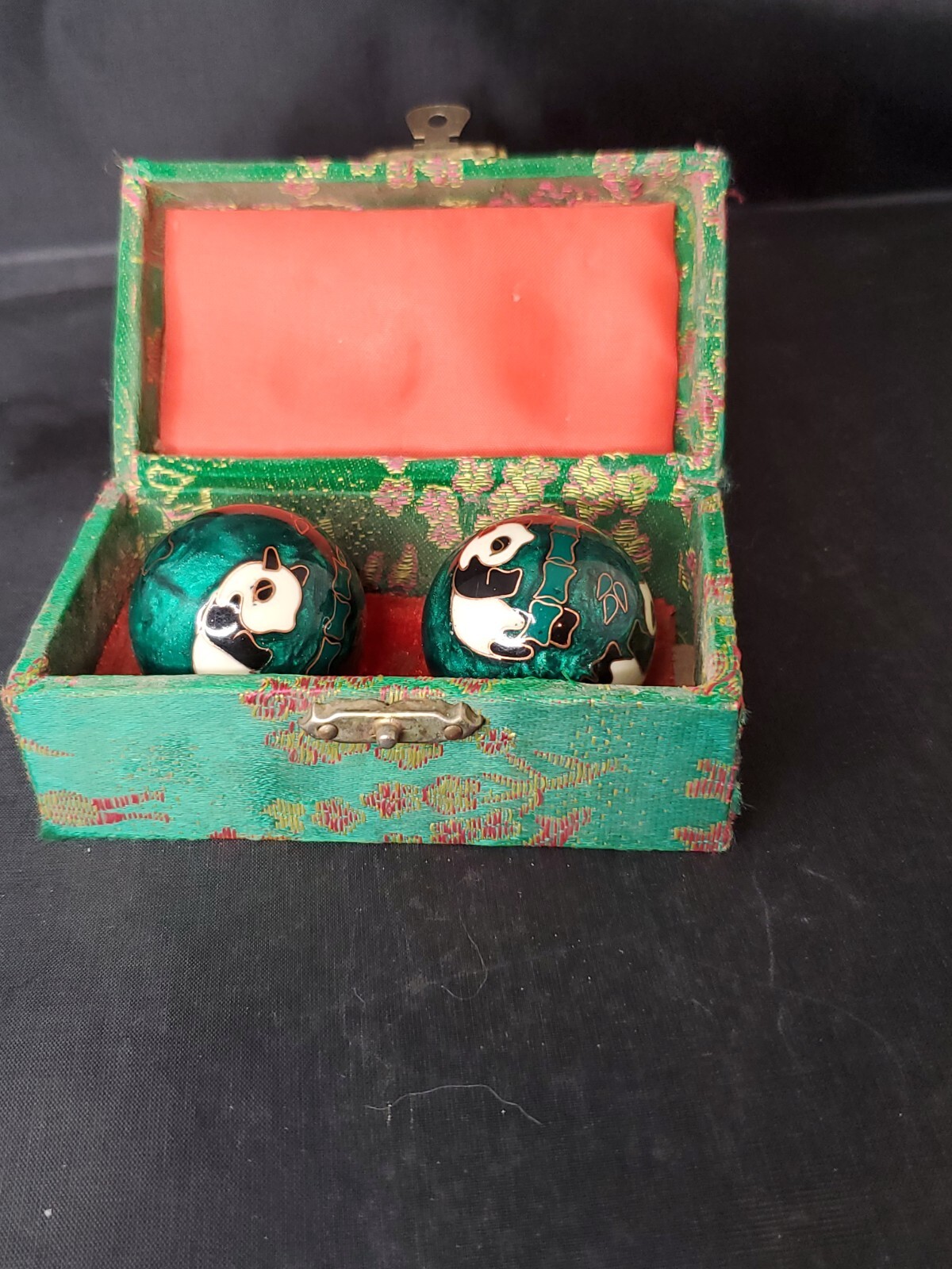 Chinese Harmony Balls Exercise HAND Therapy MEDITATION Metal Chiming Panda Bears