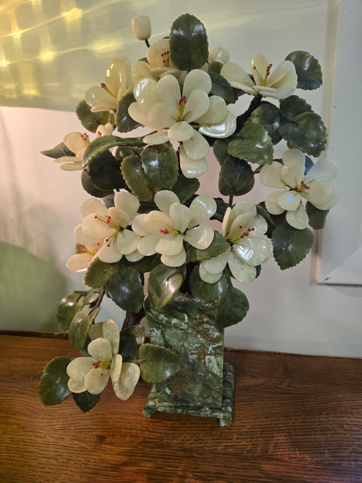 Vintage Jade Bonsai Tree Glass white Dogwood Flowers & Dark Green Leaves