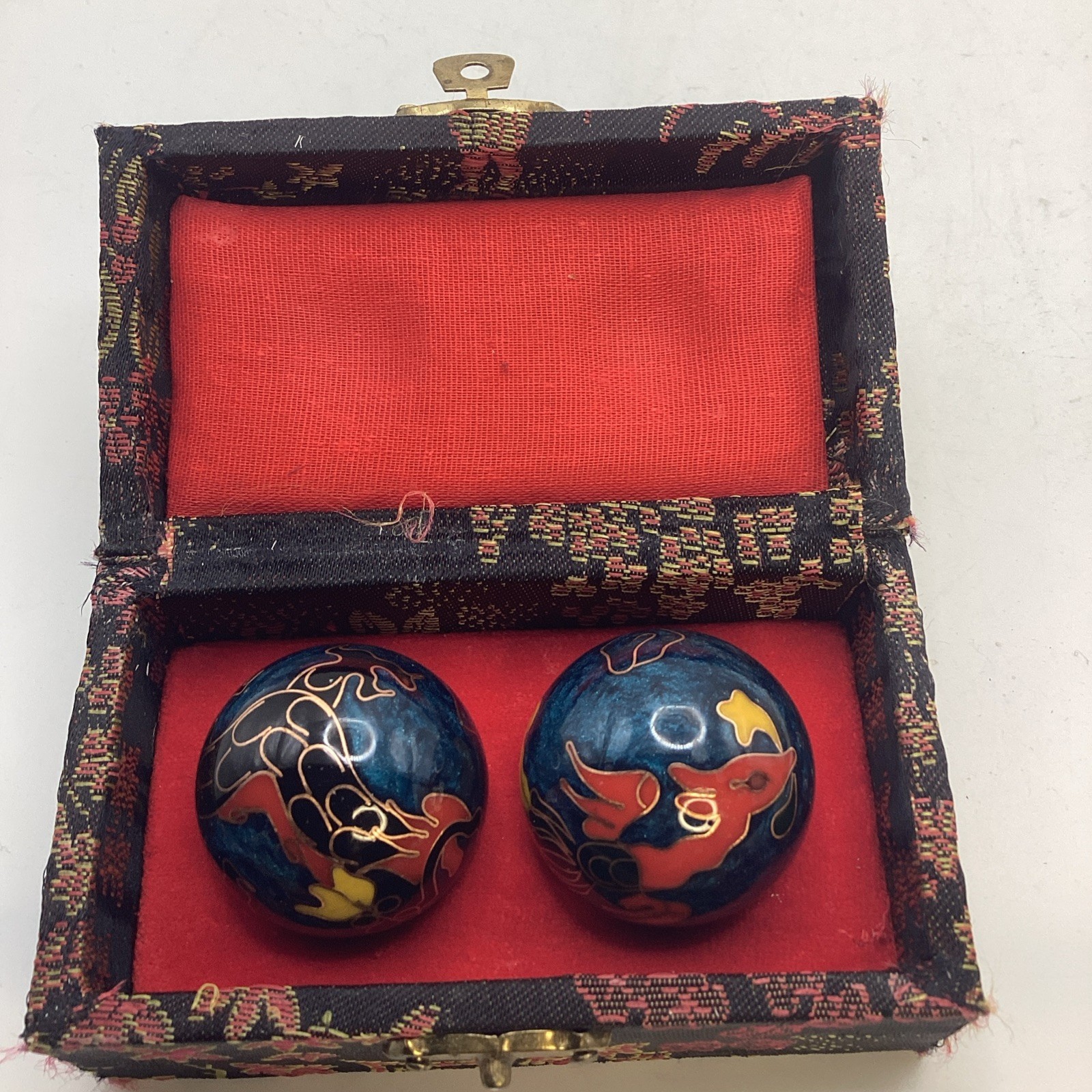 Chinese Harmony Balls Exercise HAND Therapy MEDITATION Metal Chiming DRAGONS Box
