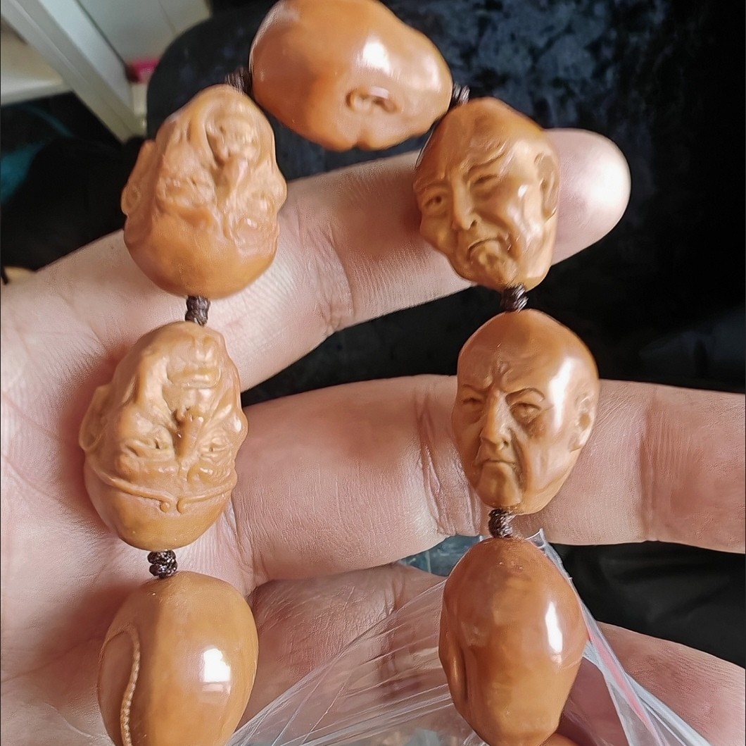Olive Nut Hand-Carved 18 Arhats Long Bracelet Large Beads Wenwan