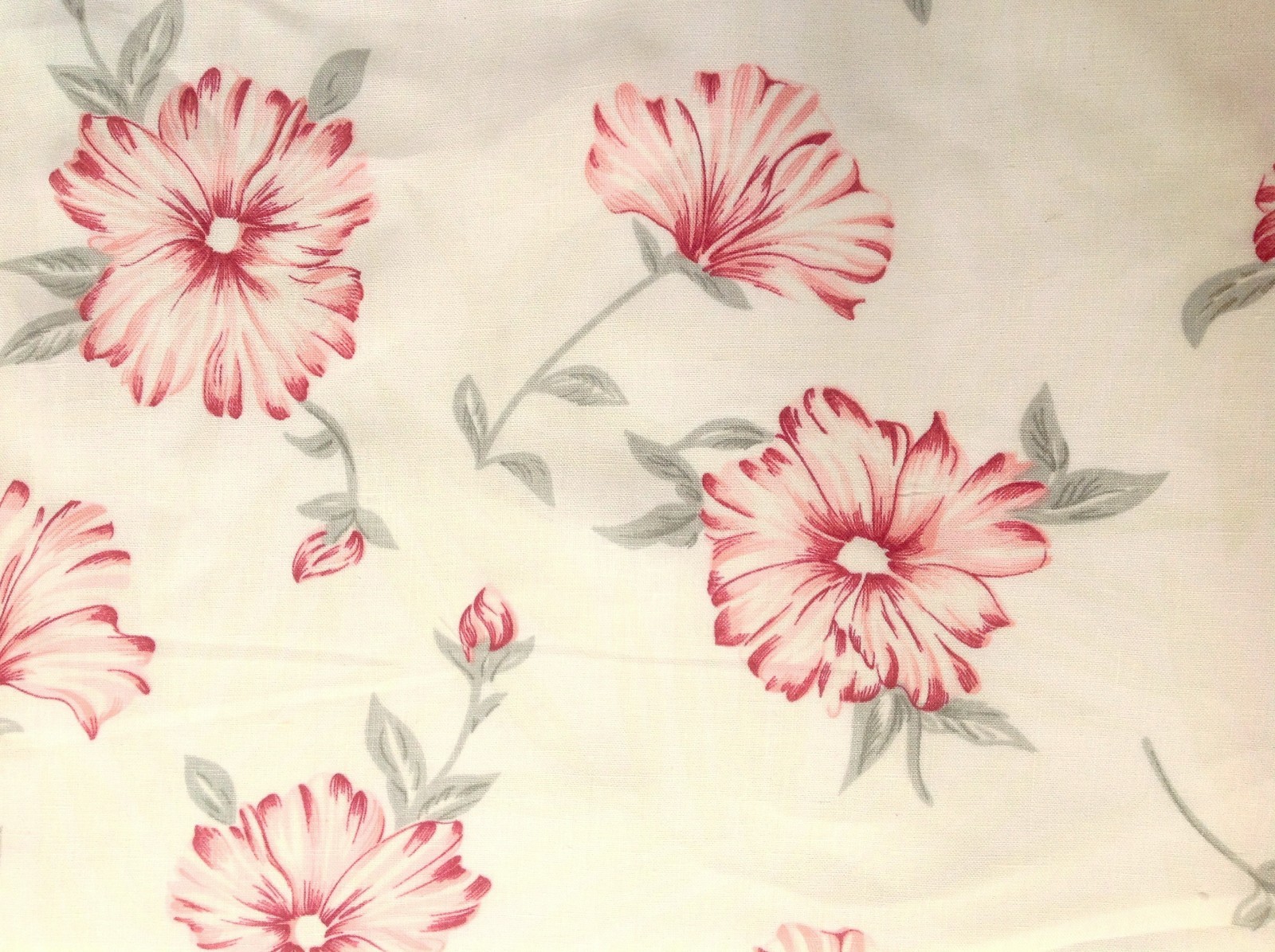 100% Linen Fabric Gorgeous Quality Floral Print with Off White Ground By Yard