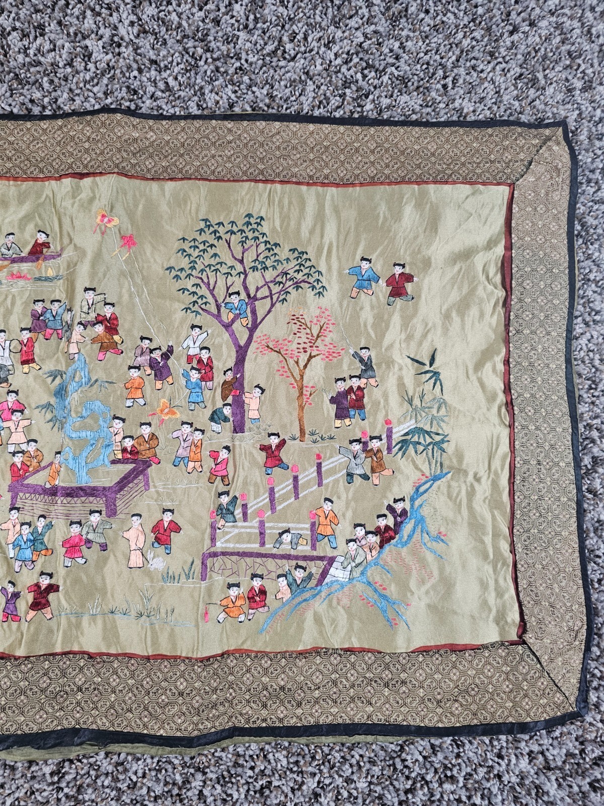 CHINESE SILK NEEDLE EMBROIDERY ART MASTERPIECE 100 CHILDREN PLAYING DRAGON PANEL