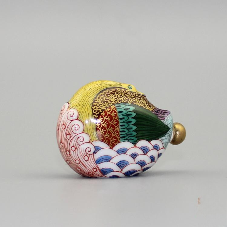 2.6″ Chinese Famille Rose Porcelain Gild Swan Sea Wave Snuff Bottle