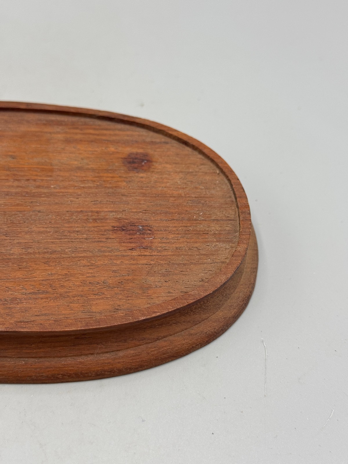 Vintage Mid 20th c. Hong Kong Hardwood Brown Oval Display Wood Stand 6 x 4”