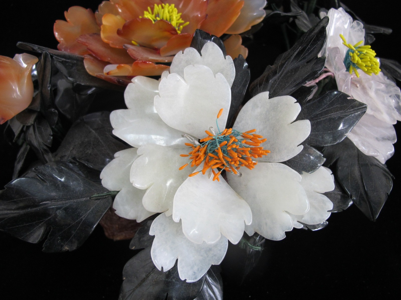 CHINESE Carved Jade Carnelian & Quartz Hardstone FLOWER Centerpiece