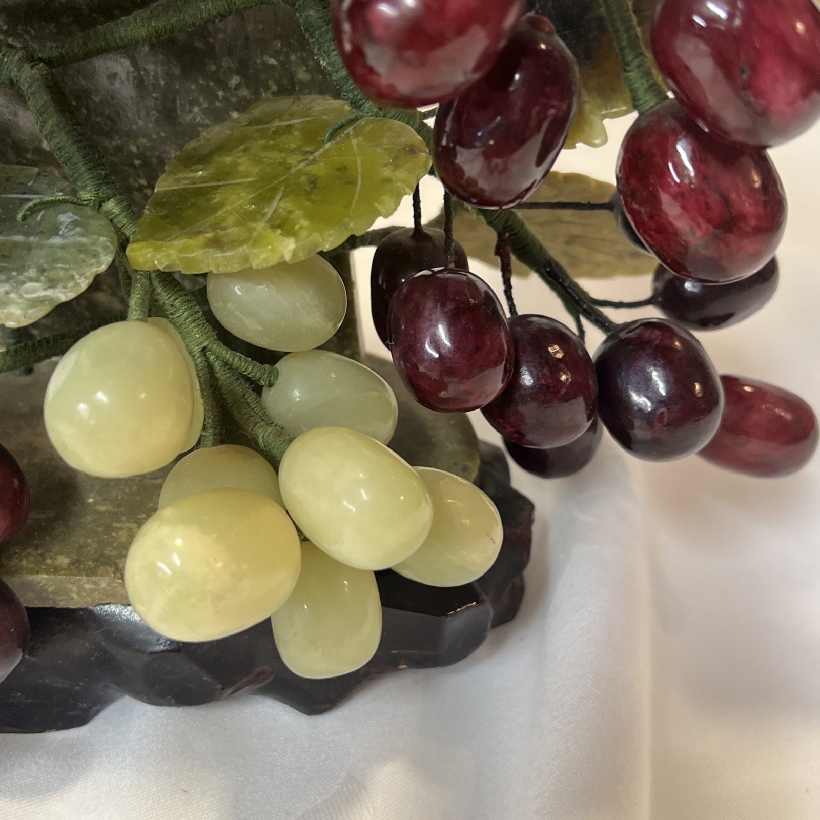 Asian Chinese Oriental Jade Stone Grape Fruit Bonsai Tree WoodenStand purple VTG