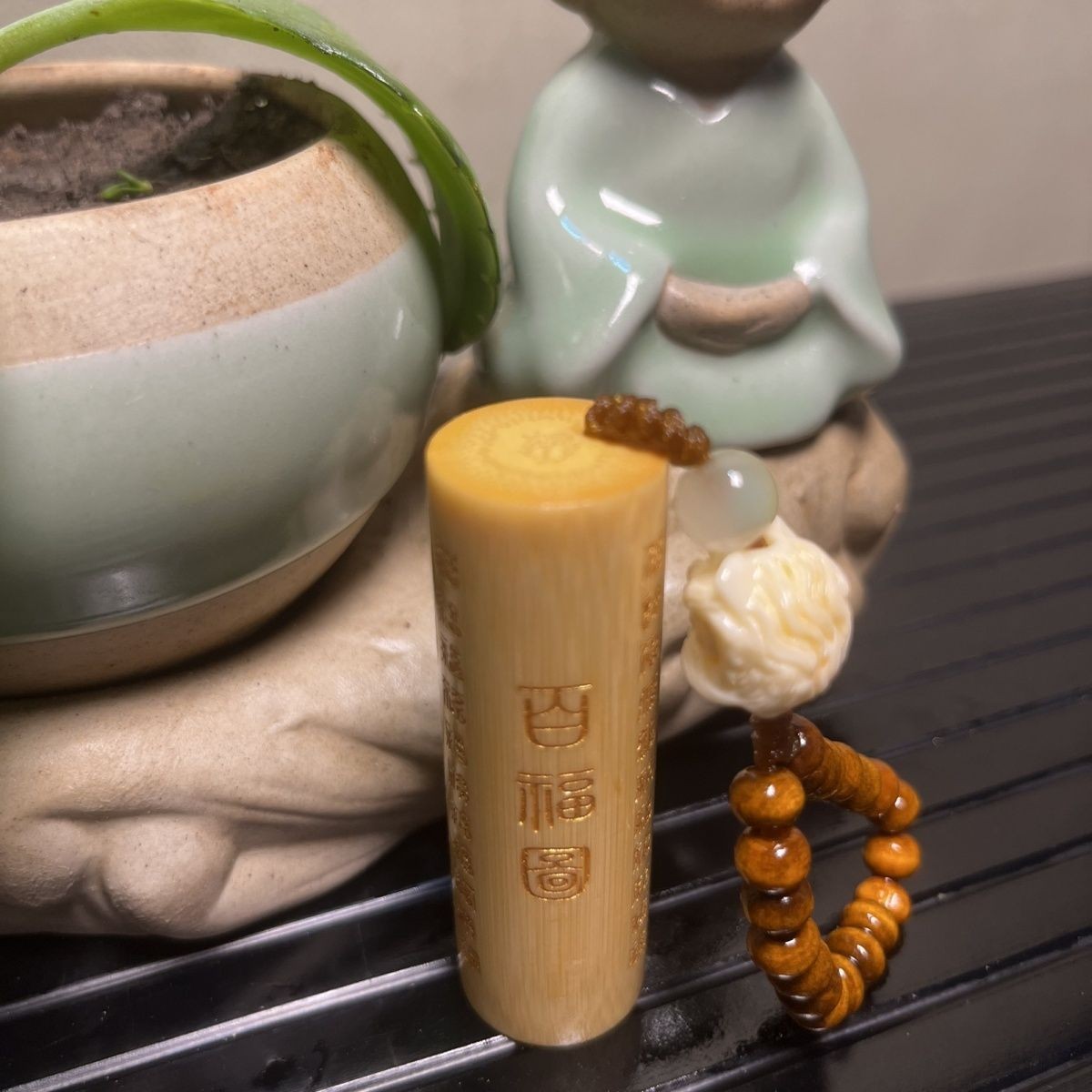 Premium Solid Jade Bamboo Hand-Carved Hundred Blessings Handle Piece Decorative