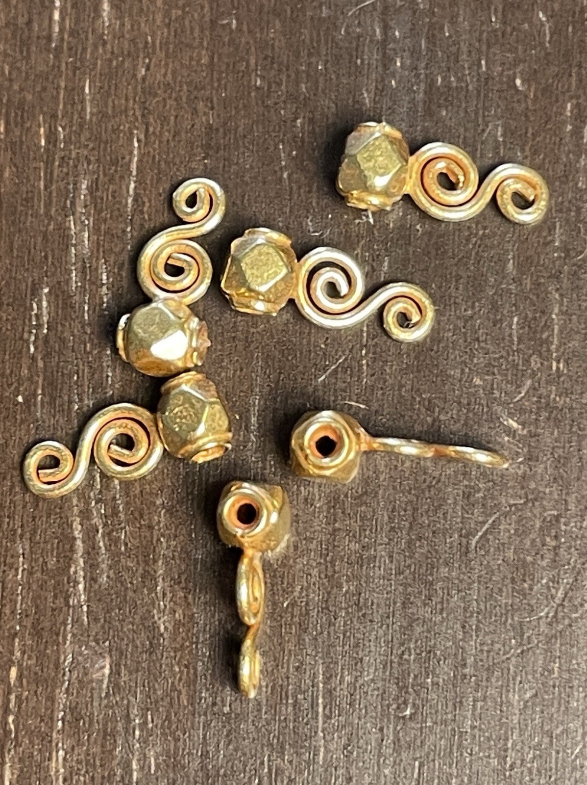 18K Solid Yellow Gold Beads Lot! 1.0 Gram! Not Scrap