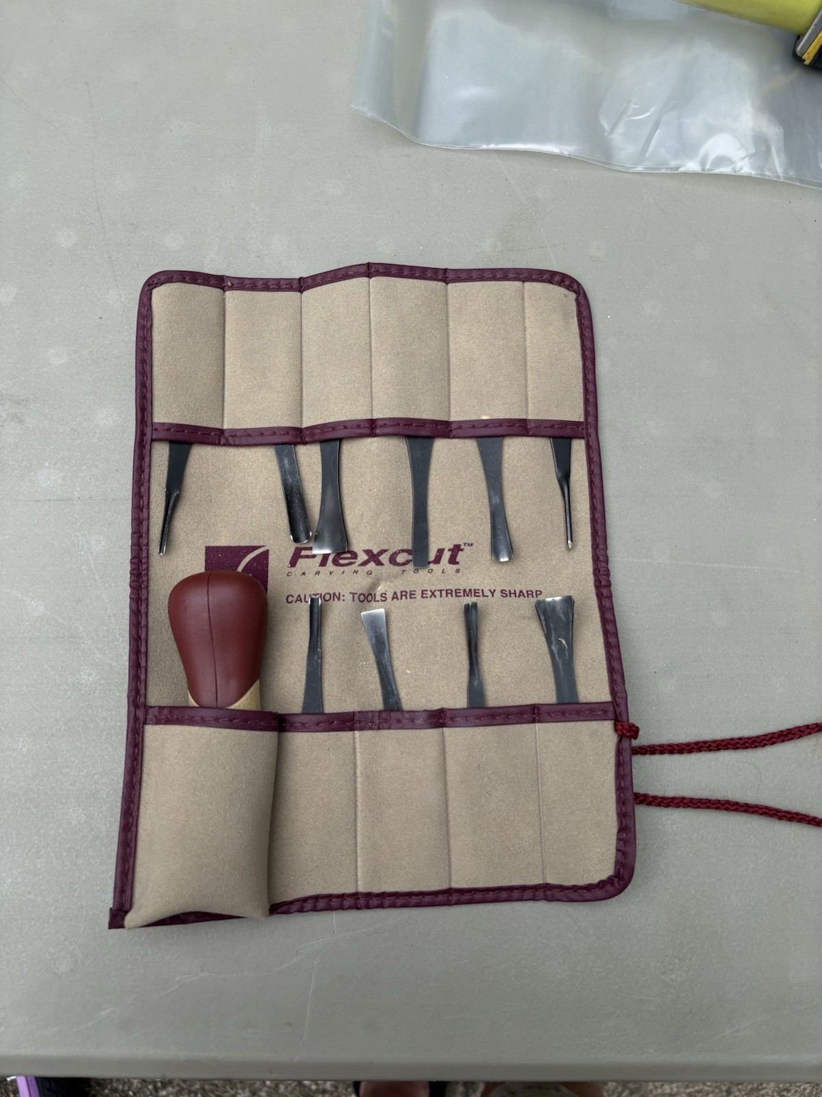 Flexcut #SK107 11-Piece Craft Wood Carving Set – well cared for