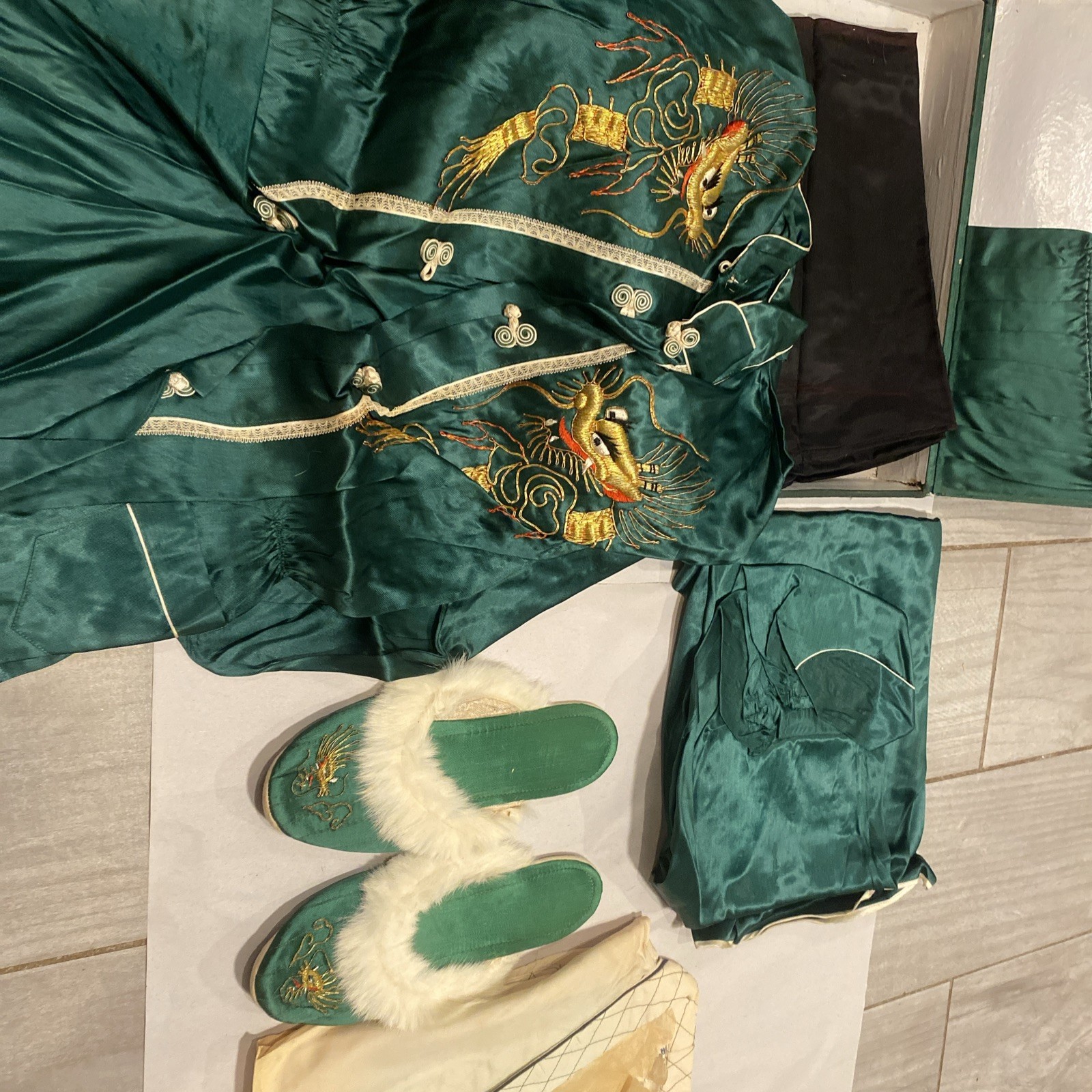 Vintage 1950s Chinese Dragon Embroidered Handmade Satin Women Bedtime Box Set