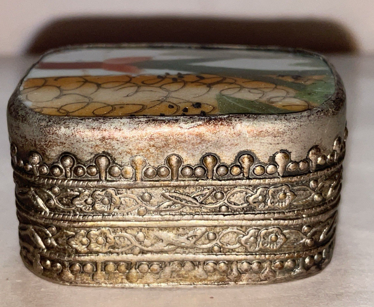Vintage Chinese Asian Porcelain Shard Lid Metal Silver Trinket Box Ring Jewelry