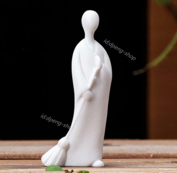 4″ China White Porcelain Ceramics Sweep The Floor Buddha Figurine Statue Statues