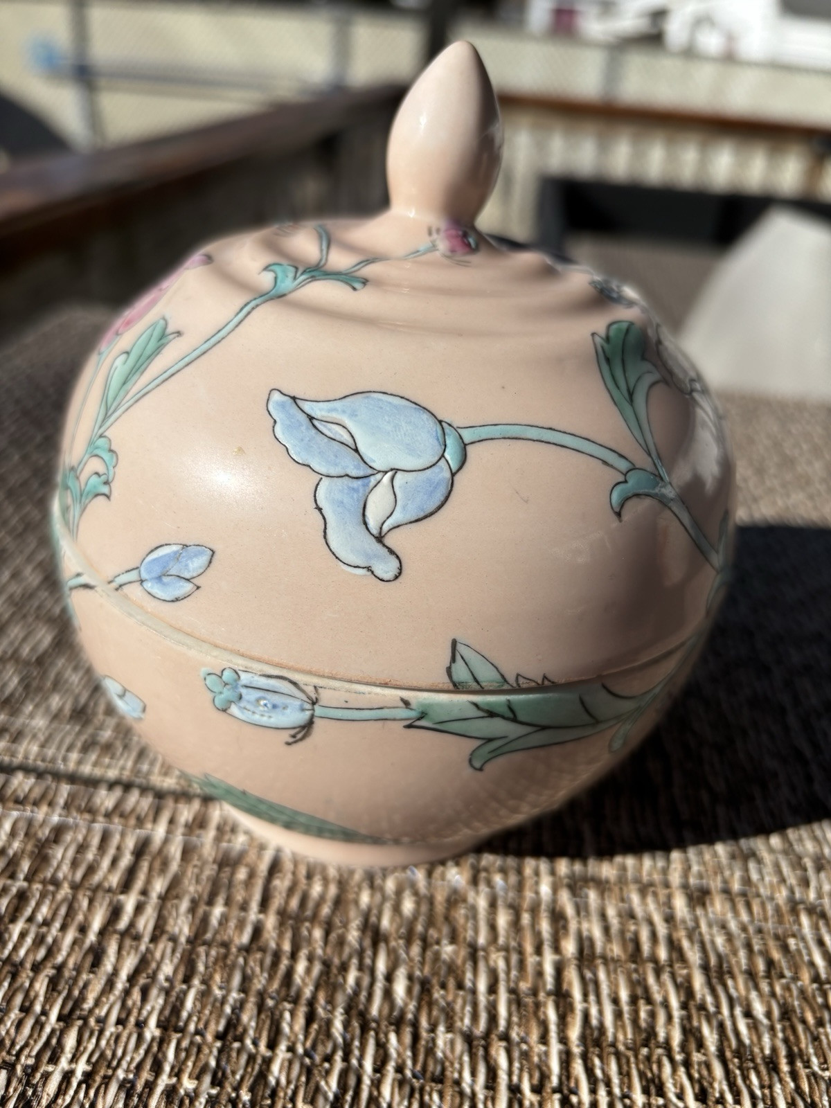 VTG-Toyo Whispering Garden Lidded Dish HFP Macau Pink Floral Ceramic Bowl Lid