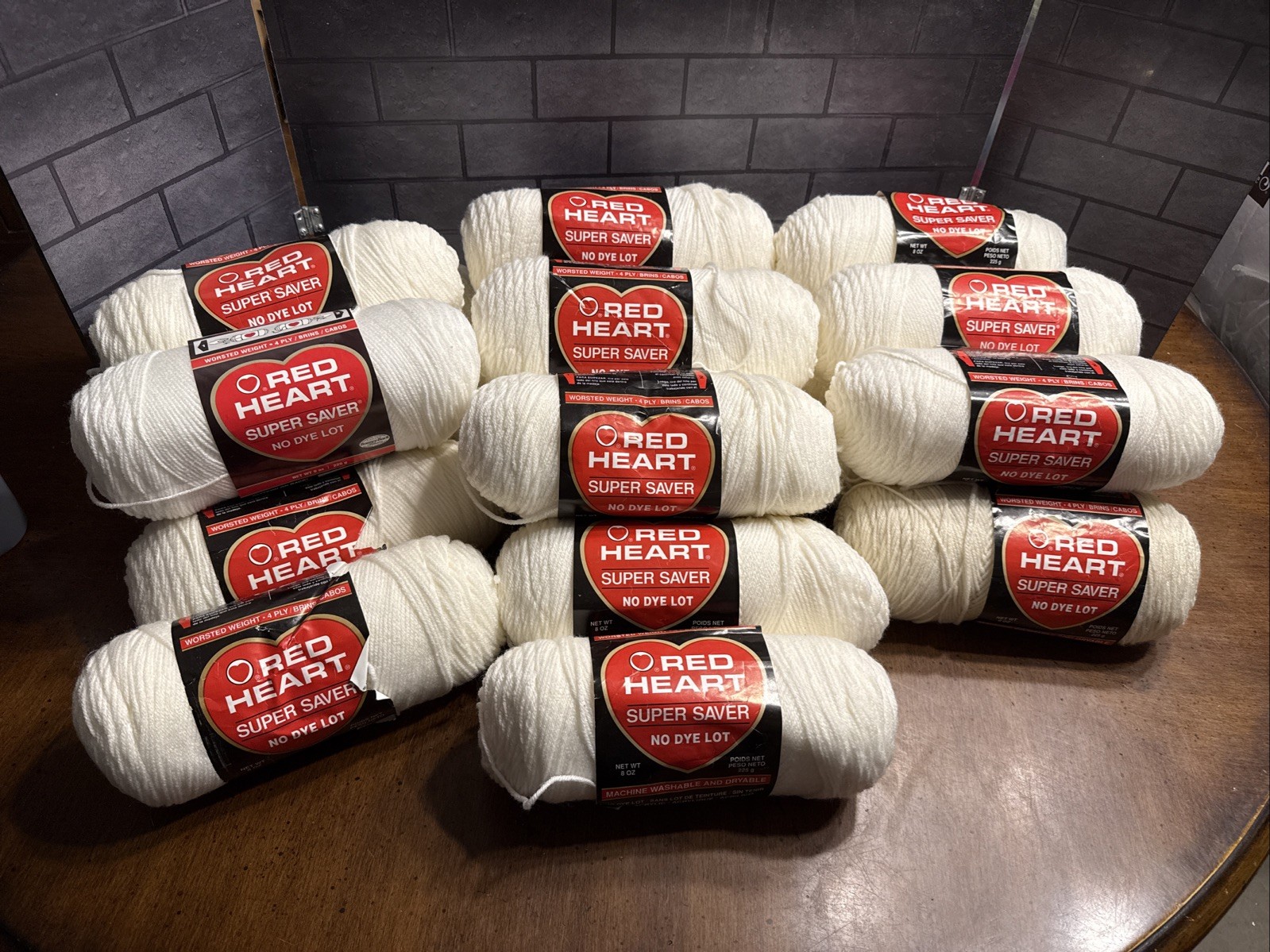 Lot of 21 Red Heart Super Saver Yarn 8oz Worsted 4Ply No Dye Lot 316 White E300