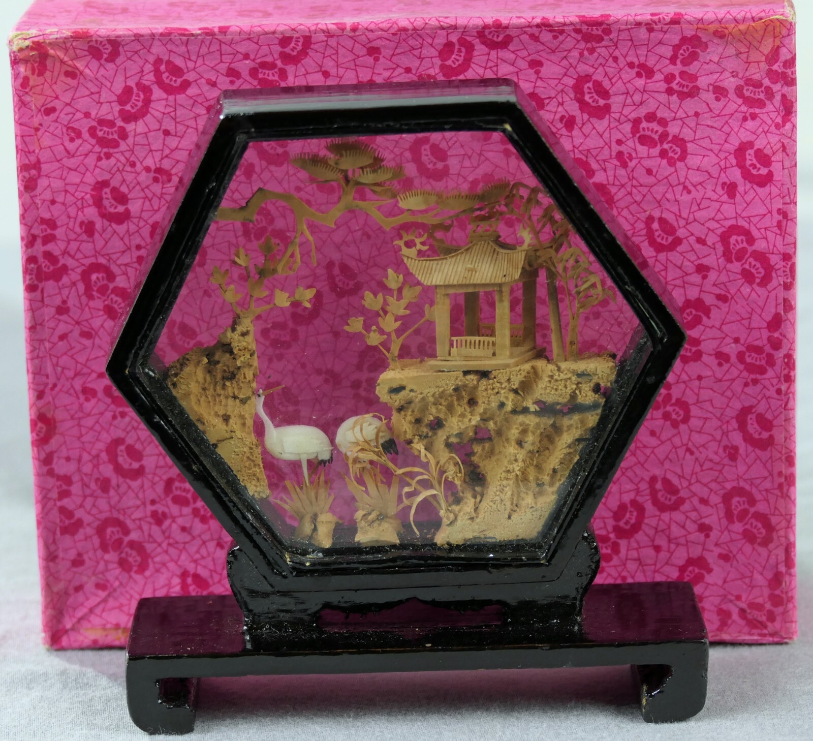 VINTAGE 3-D CHINESE CORK DIORAMA IN PLEXI~GLASS w EBONY HEXAGONAL FRAME & STAND
